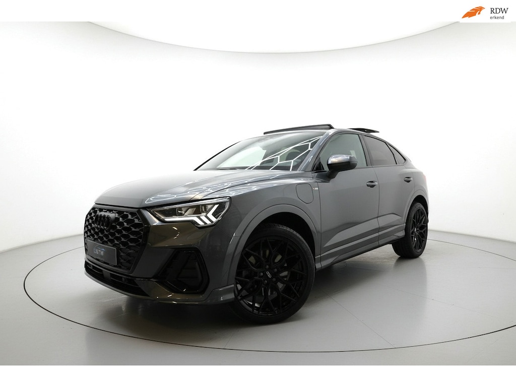 Audi Q3 Sportback 45 TFSI e 3x S LINE PANO VIRTUAL ACC MATRIX