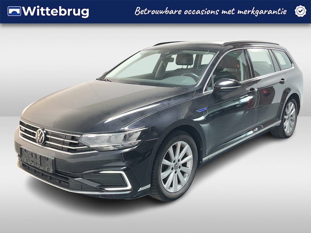 Volkswagen Passat Variant 1.4 TSI PHEV GTE Business / AUTOMAAT/ TREKHAAK/ LEER/ CAMERA/ PARK. SENSOREN/ ERGO COMFORT/ STOELVERWARM./ LED/ TRAVEL ASSIST/ ADAPT. CRUISE/ APP CONNECT/ NAVI/ CLIMA/ DAB