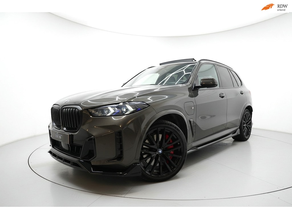 BMW X5 XDrive50e M SPORT PANO SKYLOUNGE 360 HEAD UP H&K