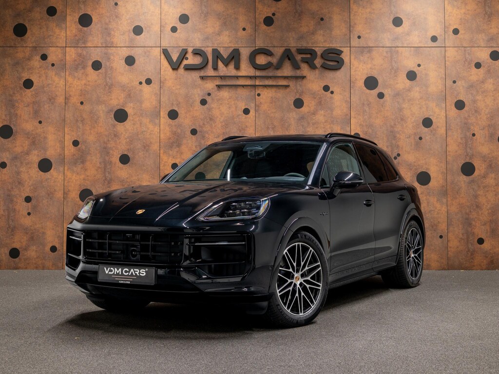 Porsche Cayenne 3.0 E-Hybrid Black Edition | SportDesign | Achterasbest. | 18-weg | PDCC | InnoDrive | HUD |
