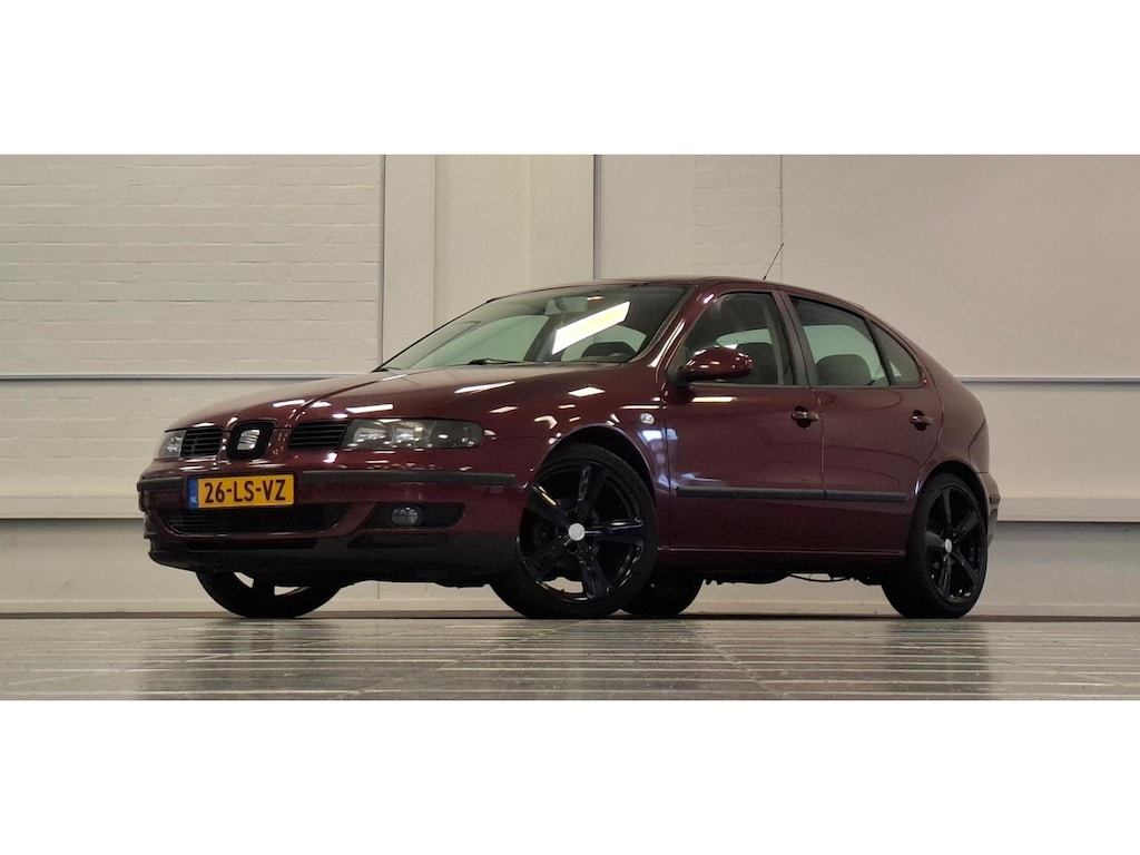 SEAT Leon 1.6i 16V Sport Airco 18" LM velgen 7' kleurenscherm Mooi!