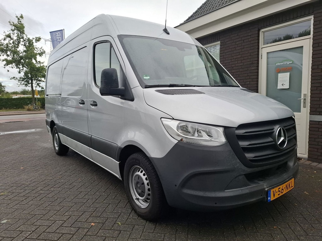 Mercedes-Benz Sprinter 315 1.9 CDI L2H2 RWD