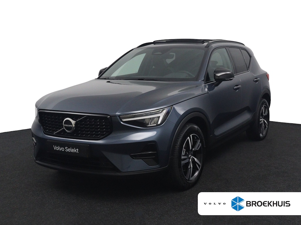 Volvo XC40 2.0 B4 Plus Dark | Panoramadak | Trekhaak | Stoelgeheugen |