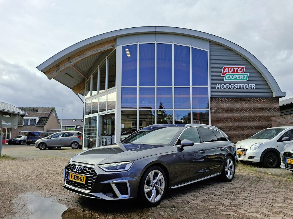 Audi A4 Avant 40 TFSI S edition