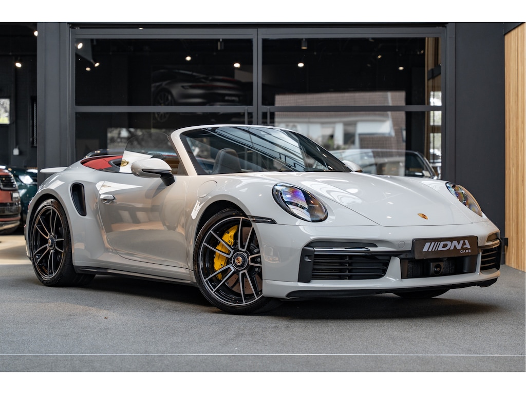 Porsche 992 911 Turbo S Cabriolet Lift 360 Camera Stoelventilatie 3.8 Turbo S