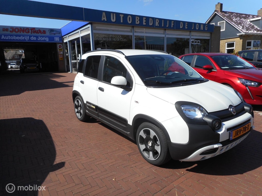 Fiat Pandina 1.0 Hybrid 70 Cross