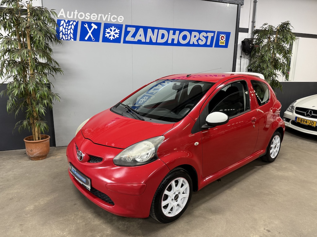 Toyota Aygo 1.0-12V // incl. nieuwe APK!!!