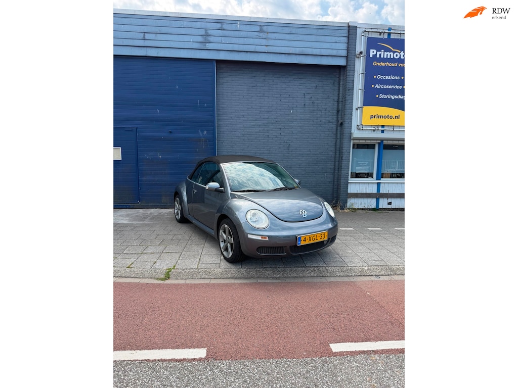 Volkswagen Beetle New Cabriolet 1.4-16V Trendline