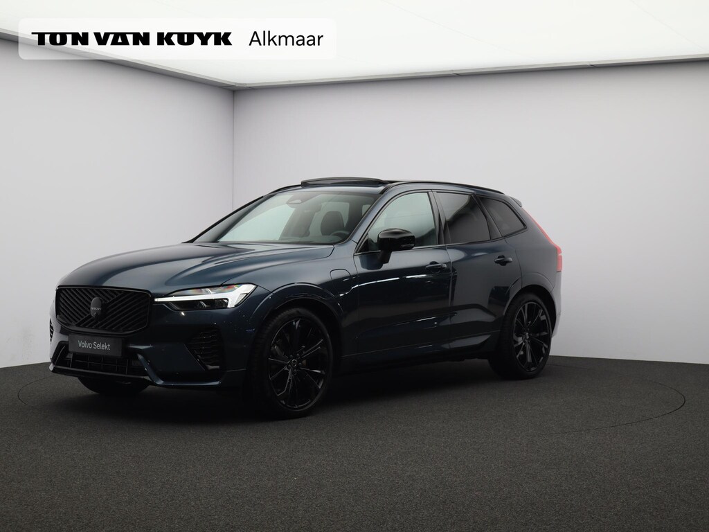 Volvo XC60 T6 AWD Plug-in hybrid Ultra Black Edition / Trekhaak / Luchtvering / Privacy glass / Harman Kardon / 360 camera / Stoel+stuur+achterbankverwarming
