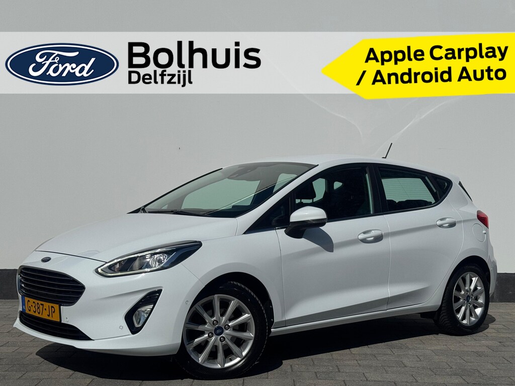 Ford Fiesta EcoBoost 100pk Titanium | Verwarmde voorruit | Camera | Navi | Cruise | All Season | Apple Carplay | Parkeersensoren |