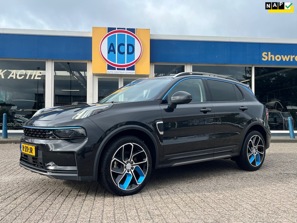 Lynk & Co 01 1.5 261pk PHEV 7DCTH | Orig. NL | Trekhaak afn.| PanoramaDak | 360 graden Camera | Carplay |