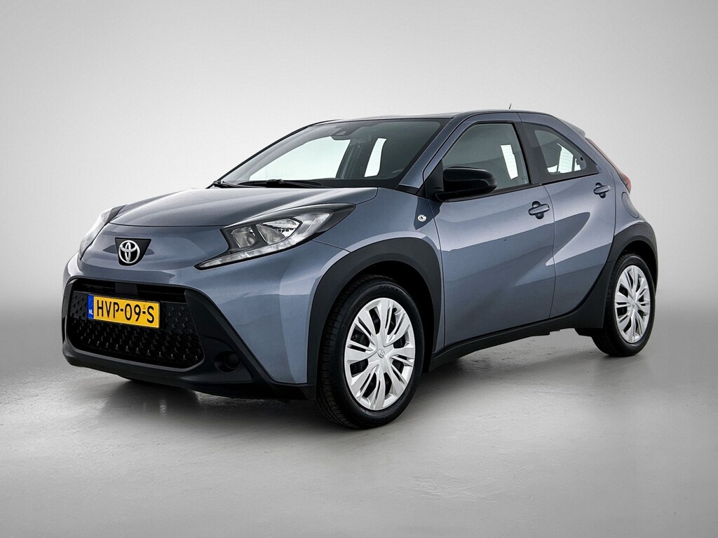Toyota Aygo X 1.0 VVT-i MT Play | Airco | Apple carplay/Android auto | metaallak |