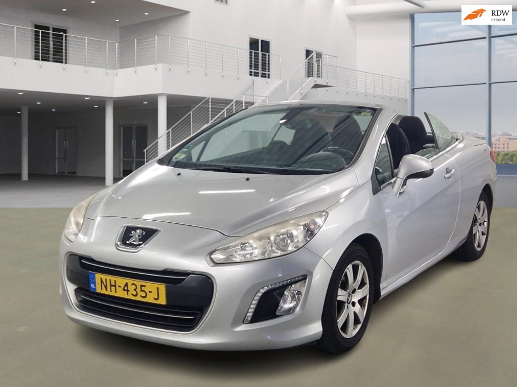 Peugeot 308 CC 2.0 HDiF Féline