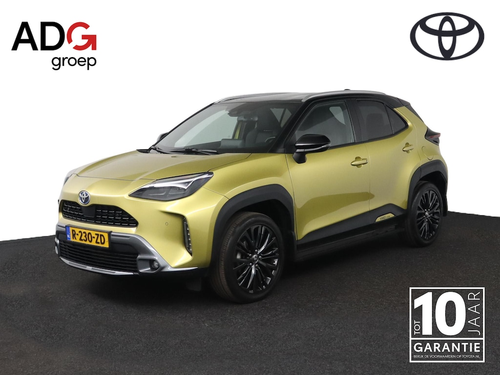 Toyota Yaris Cross 1.5 Hybrid Adventure 4x4 | All-Wheel drive | Parkeer sensoren | Stoelverwarming | JBL Audio |