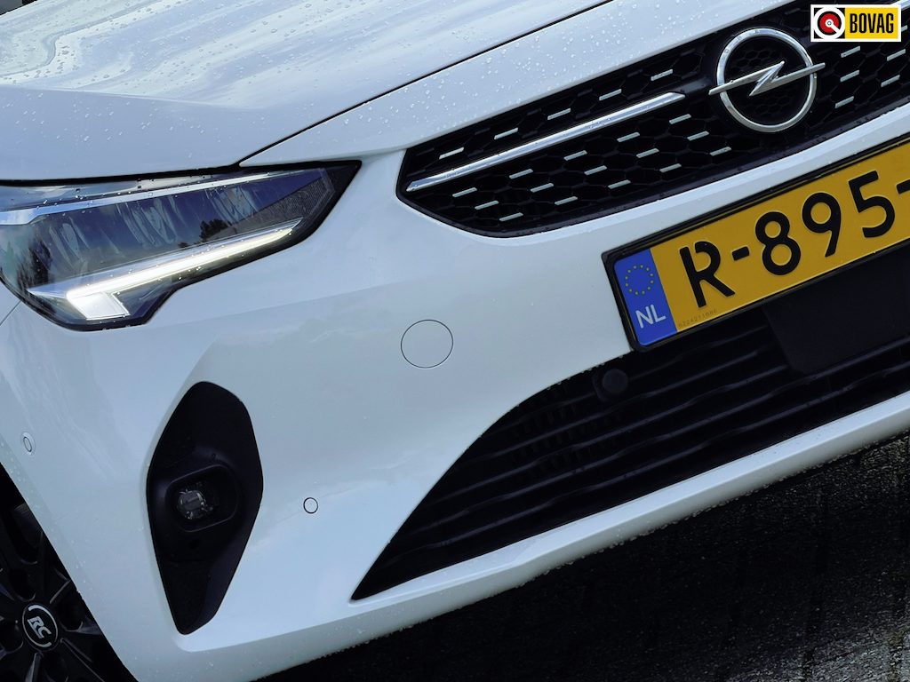 Opel Corsa 1.2 GS Line - Summit White/Marvel Black - Carplay/DAB+/Camera