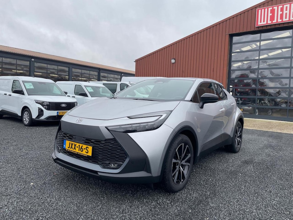Toyota C-HR / C-HR+ PHEV 2.0 PLUG-IN HYBRID 220 DYNAMIC