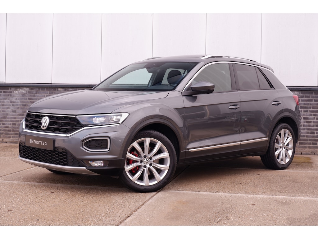 Volkswagen T-Roc 1.5 TSI Sport | Pano | Trekhaak | LED | Carplay | Camera | Virtual Cockpit | Blind-Spot | PDC