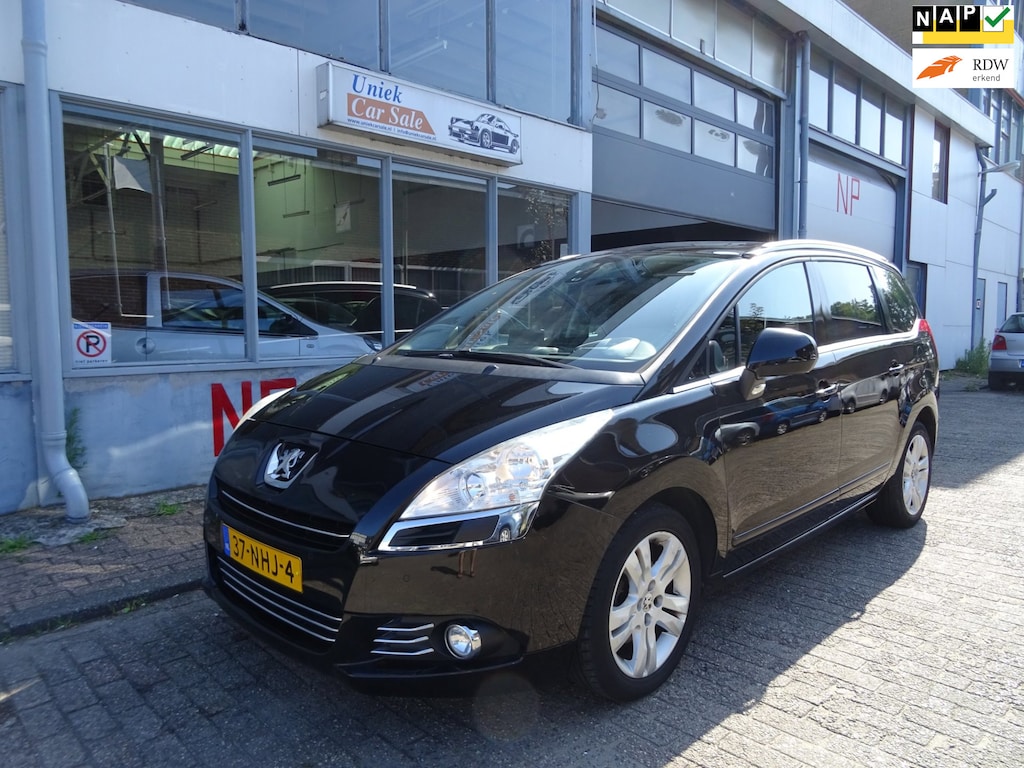 Peugeot 5008 1.6 THP Blue Lease Executive 7p.