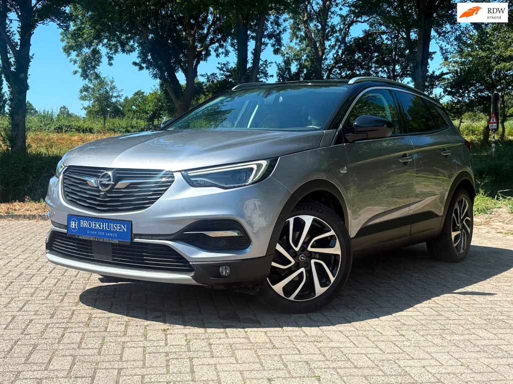 Opel Grandland X 1.6 Turbo Innovation + 181pk Trekhaak / Rondzicht Camera / Stoel-Stuur Verwarming