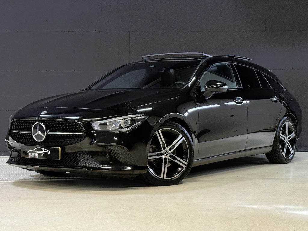 Mercedes-Benz CLA Shooting Brake 180 Luxury Line | Panoramadak | Leder | Camera | Sfeerverlichting