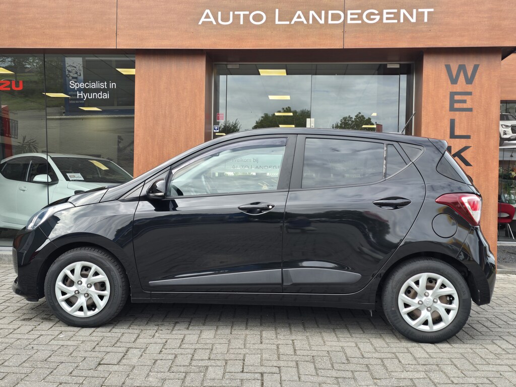 Hyundai i10 1.0i Premium Stoel/Stuur Verwarming | Airco | Fietsendrager | Navi | Apple Carplay/Android Auto