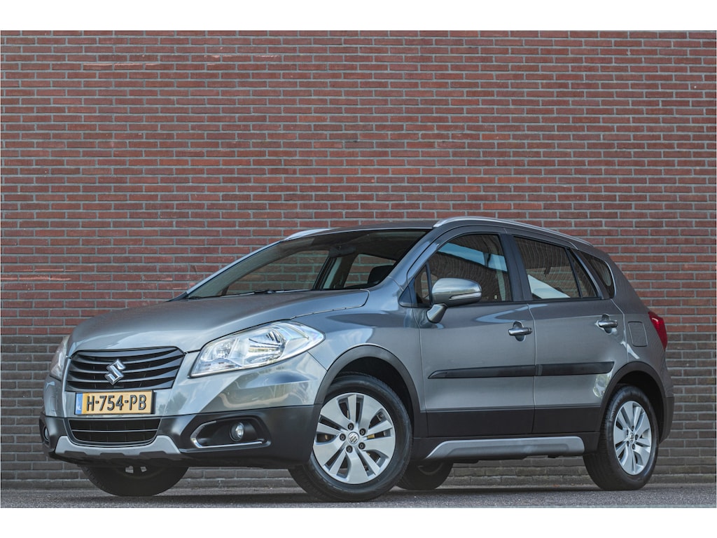 Suzuki S-Cross SX4 1.6 Automaat Comfort, Stoelverwarming, Trekhaak, Bluetooth, PDC, Keyless, Climate control.