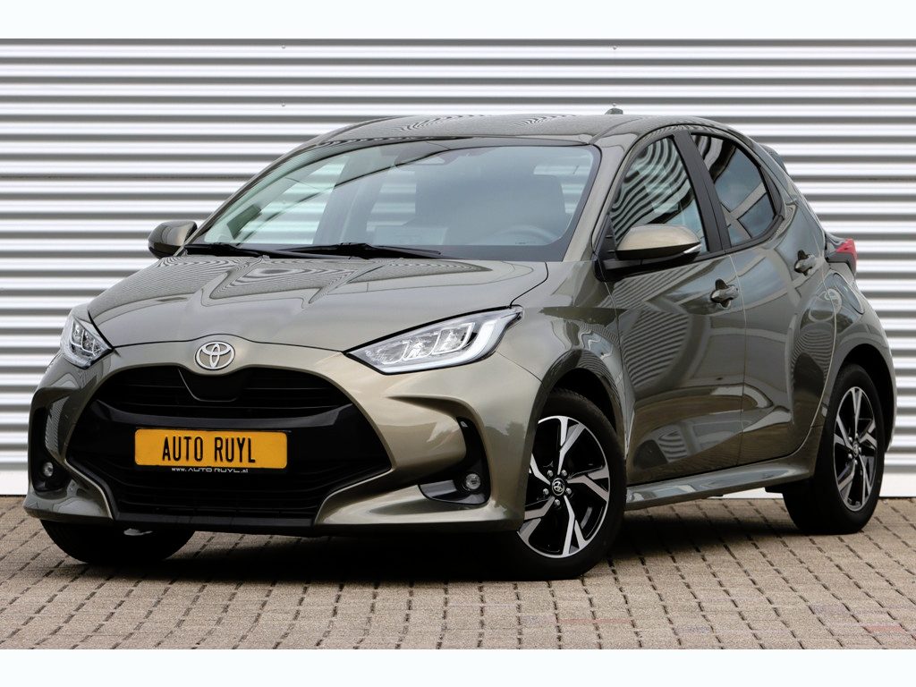 Toyota Yaris 1.5 Hybrid 115 Dynamic Navi / Carplay