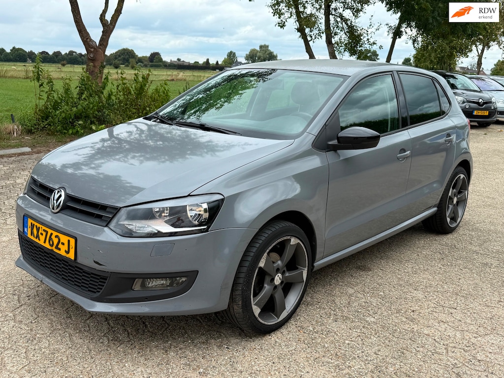 Volkswagen Polo 1.4-16V Highline