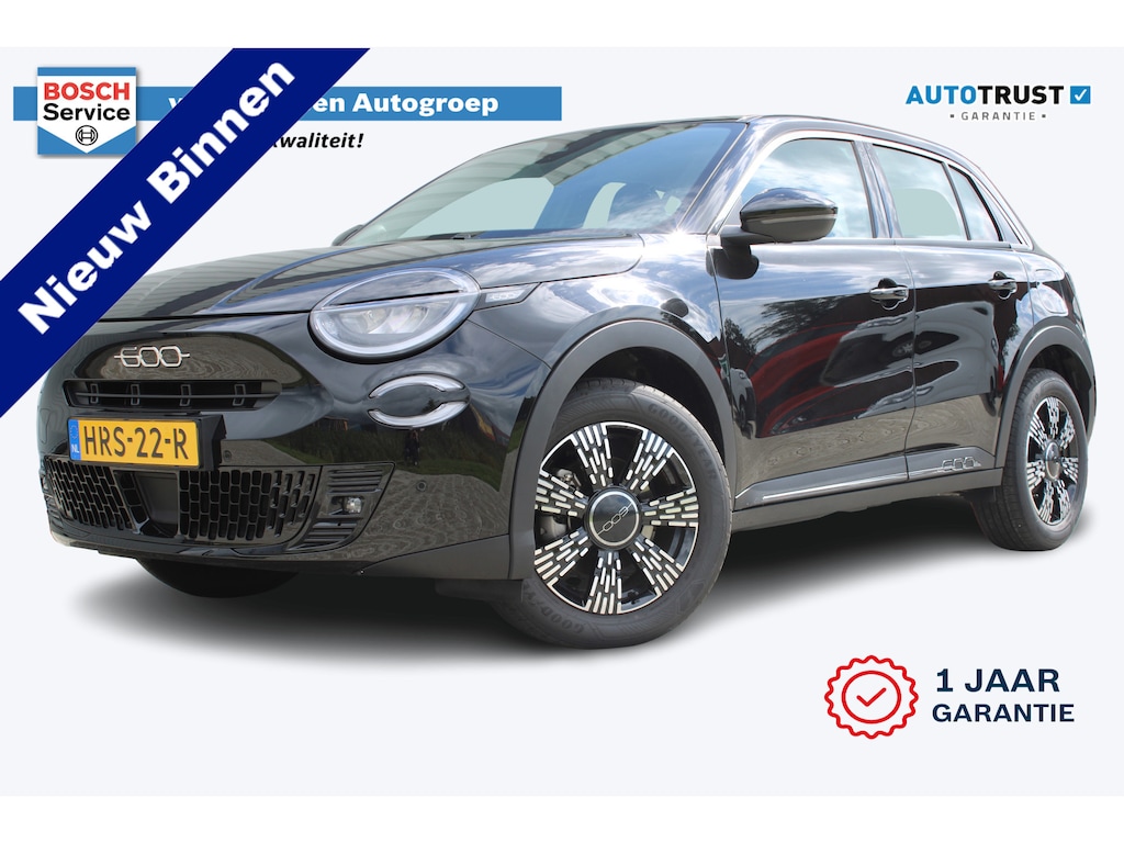 Fiat 600 1.2 Hybrid Urban l Incl. 12 maanden garantie l Stoelverwarming | Apple carplay/Android auto | Parkeercamera | DAB radio | Navigatie | Cruise control | Climate control |