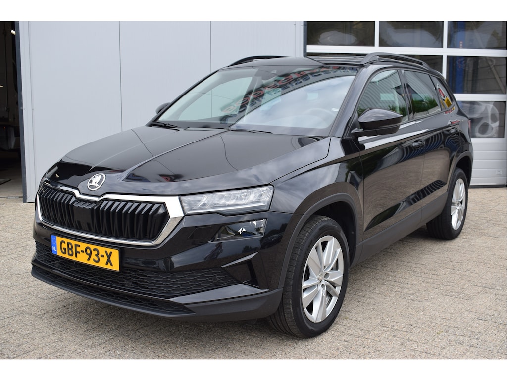 Skoda Karoq 1.5 TSI ACT Business Edition | NL-Auto | Open dak | Varioflex stoelen