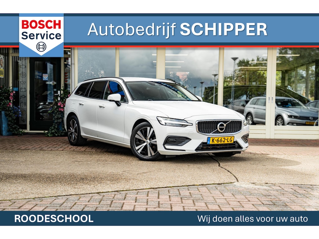 Volvo V60 2.0 B3 Momentum Advantage
