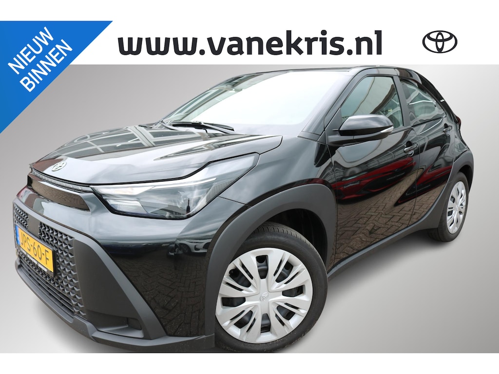 Toyota Aygo X Hybrid 115 play, Apple & Android Auto,  Adaptieve cruise control, Parkeercamera, Road sign assist.