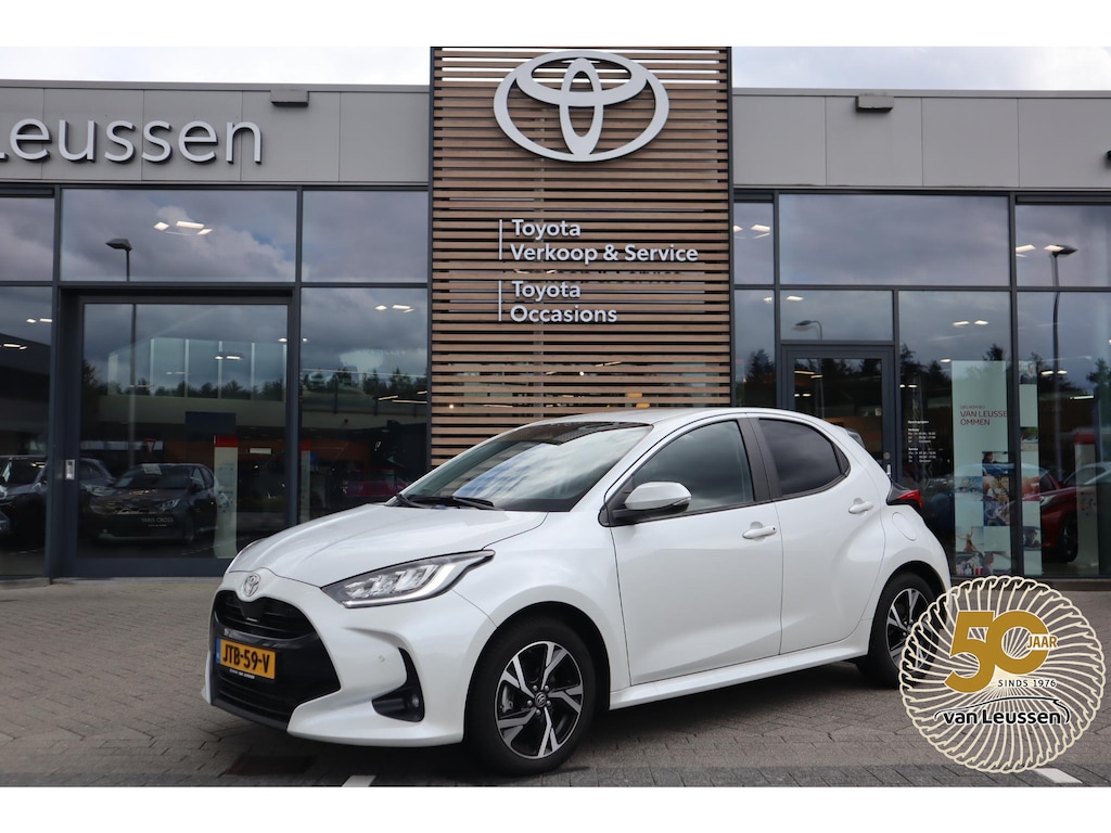 Toyota Yaris HYBRID 115 DYNAMIC COMFORT-PACK LED 16"LMV PRIVACY-GLASS ALL-SEASON BLISS PARK-SENSOREN STUUR/STOELVERW.