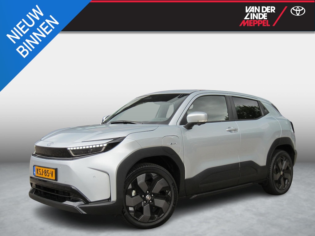 Toyota Urban Cruiser Executive 61 kWh All Seasons Panoramadak