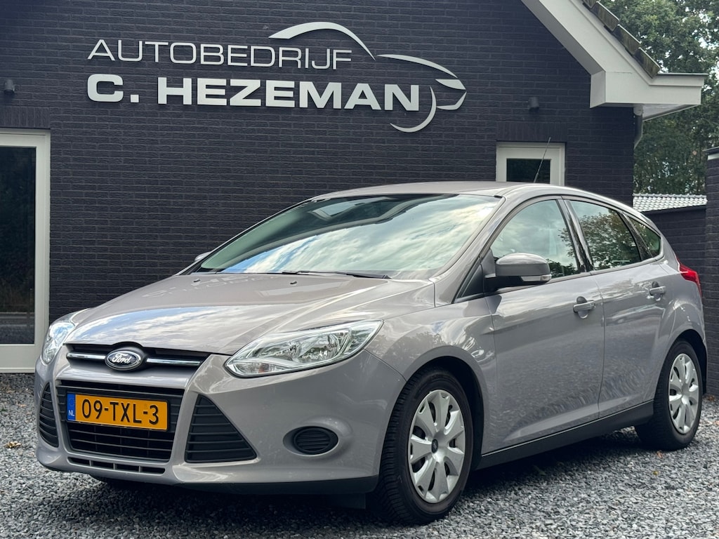 Ford Focus 1.0 101PK Navigatie Cruise Control N-APK Multifunctioneel stuurwiel Leder