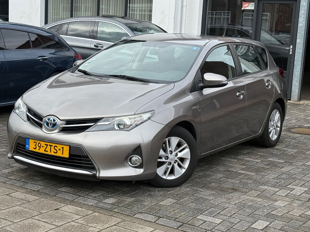 Toyota Auris 1.8 Hybrid Aspiration, Trekhaak,Cruise control,Navigatie,Achteruitrij camera,Climate control