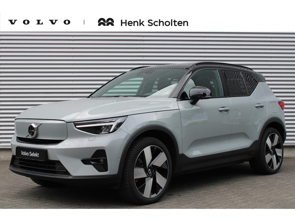 Volvo XC40 Single Motor Extended Range Ultimate 82 kWh | Full Options | Henk Scholten Volvo Geleverd | Lighting Pack | Nubuck/Microtech Interieur | 20-Inch Lichtmetalen Velgen | Panoramadak | Trekhaak | Getint Glas | Stuurverwarming | Stoelverwarming | Harman/Kardon Audio | Elektrisch Verstelbare Stoelen | Dak in Black Stone Zwart | Adaptieve Cruise Control | Pilot Assist | Parkeersensoren Voor & Achter |