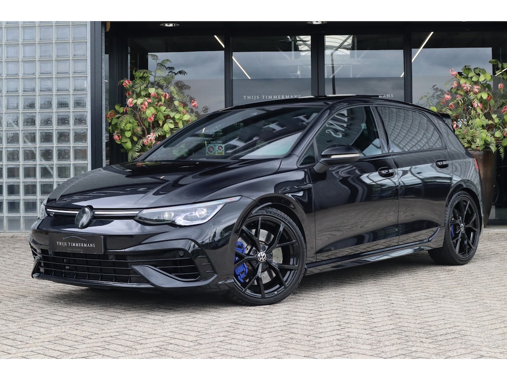 Volkswagen Golf R 4Motion | Akrapovic, Performance-pakket, Panoramadak, Harman/Kardon, Zitklima, Stuurverwarming, Memory, Apple Carplay, Adaptive Cruise Control, Head-up display