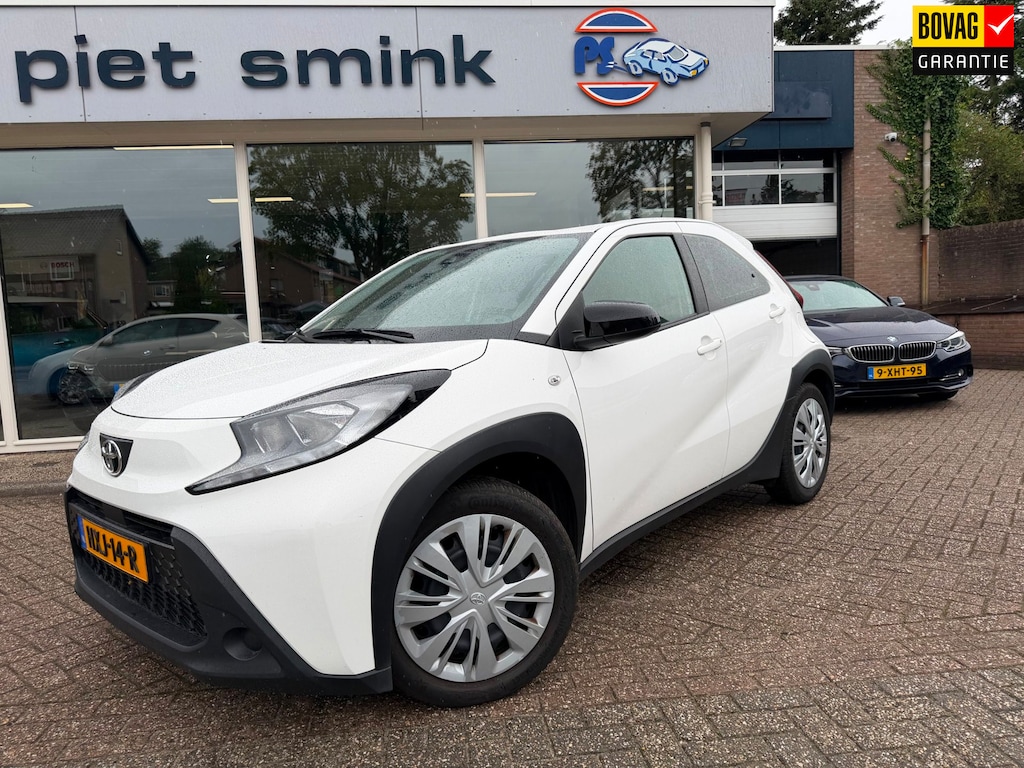 Toyota Aygo X 1.0 VVT-i MT Play