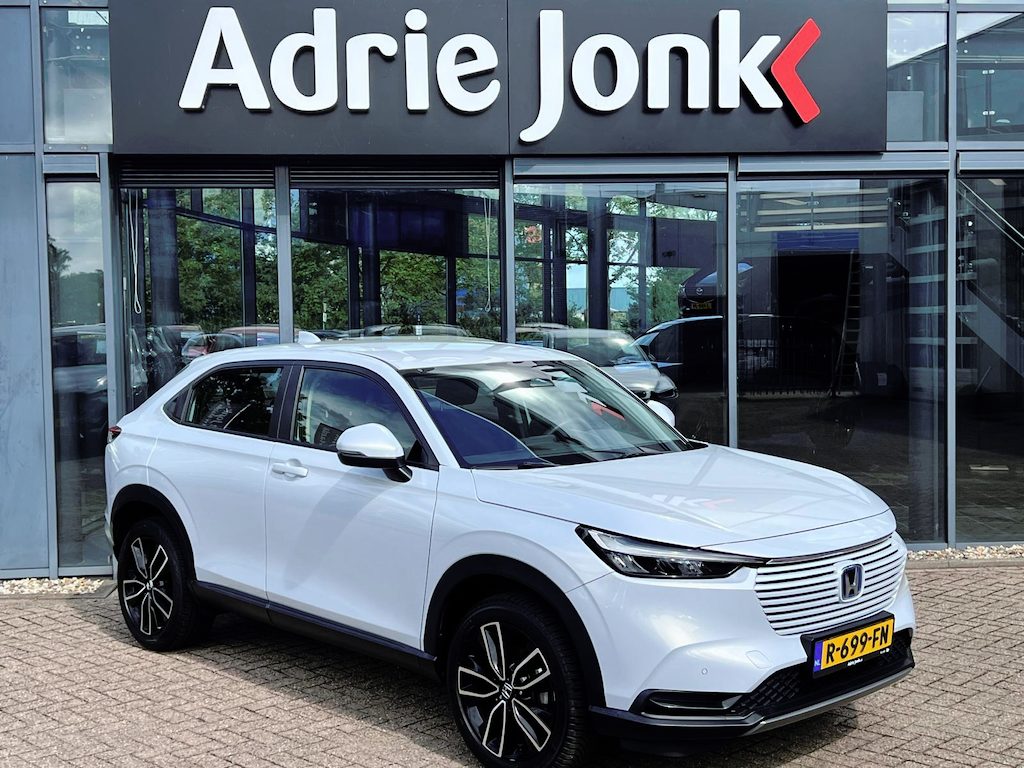 Honda HR-V 1.5 e:HEV Elegance AUTOMAAT | FULL HYBRID | A. CAMERA | APPLE CARPLAY/ANDROID AUTO | STOELVERWARMING | FULL MAPP NAVIGATIE | NED. AUTO | 1e EIGENAAR |