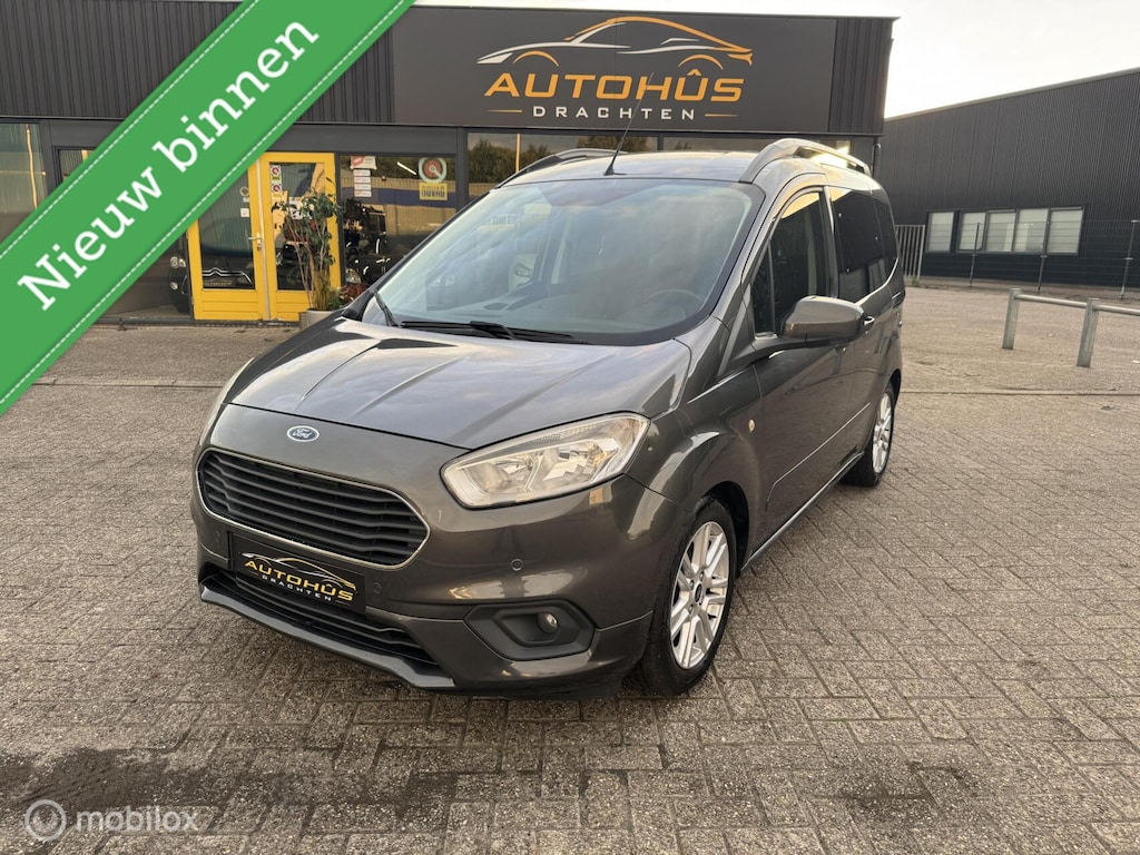 Ford Tourneo Connect Compact Ford 1.0 Titanium Navi Camera cruise clima 62499 km Ford Tourneo Connect Compact 1.0 Titanium Navi Camera cruise clima 62499 km