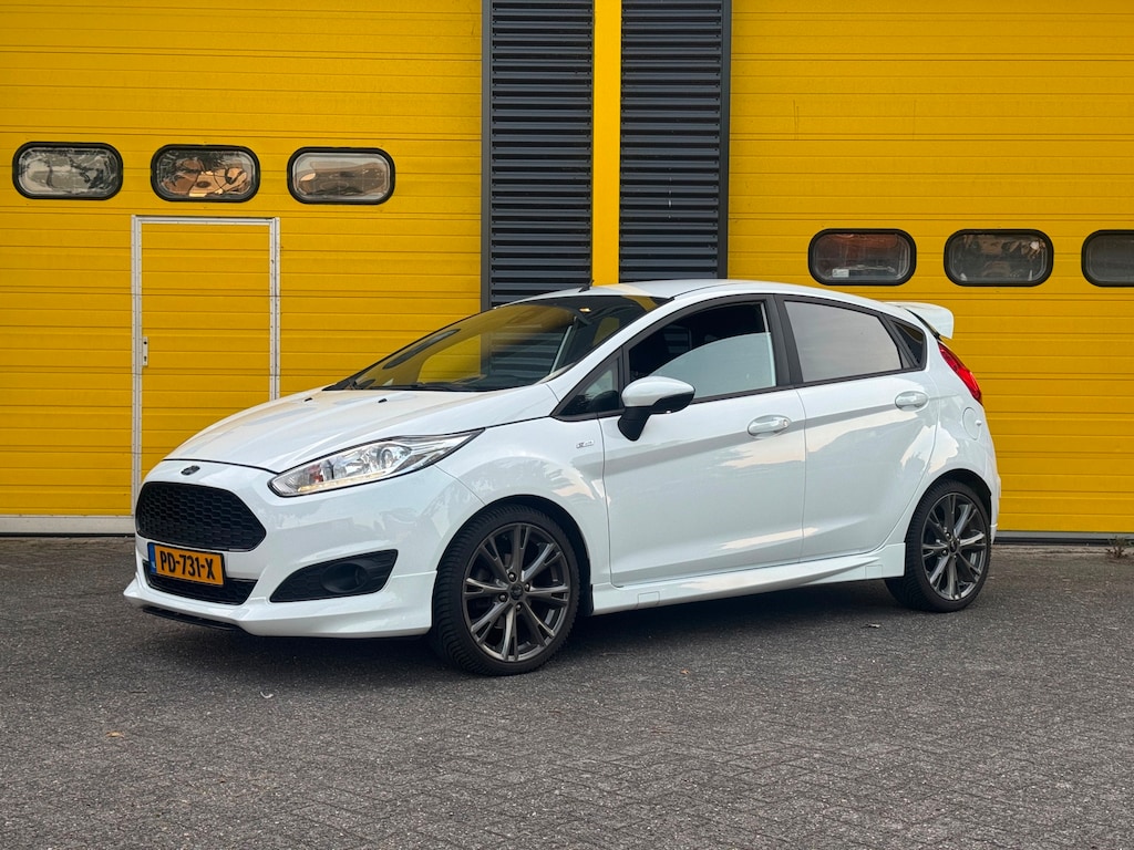 Ford Fiesta 1.0 ST Line Airco NAP riem nieuw