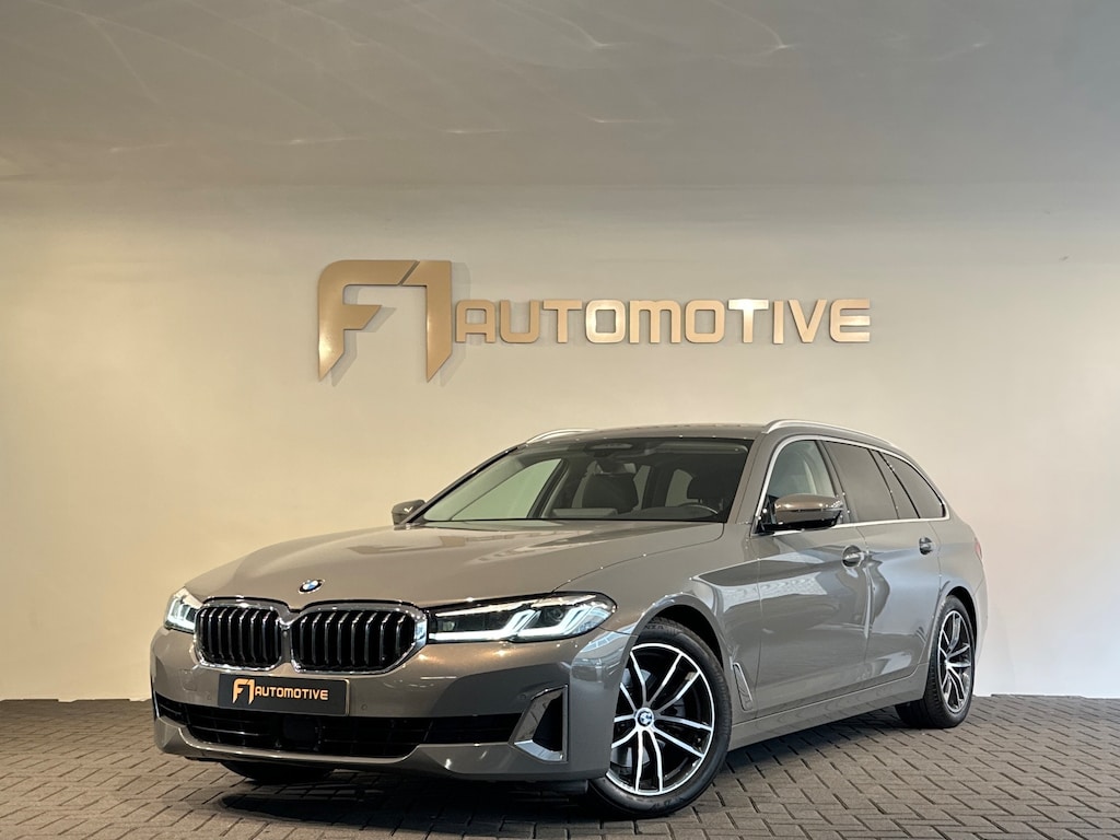 BMW 5-Serie Touring 520i High Executive Edition Memory|360|Trekhaak|BlindSpot