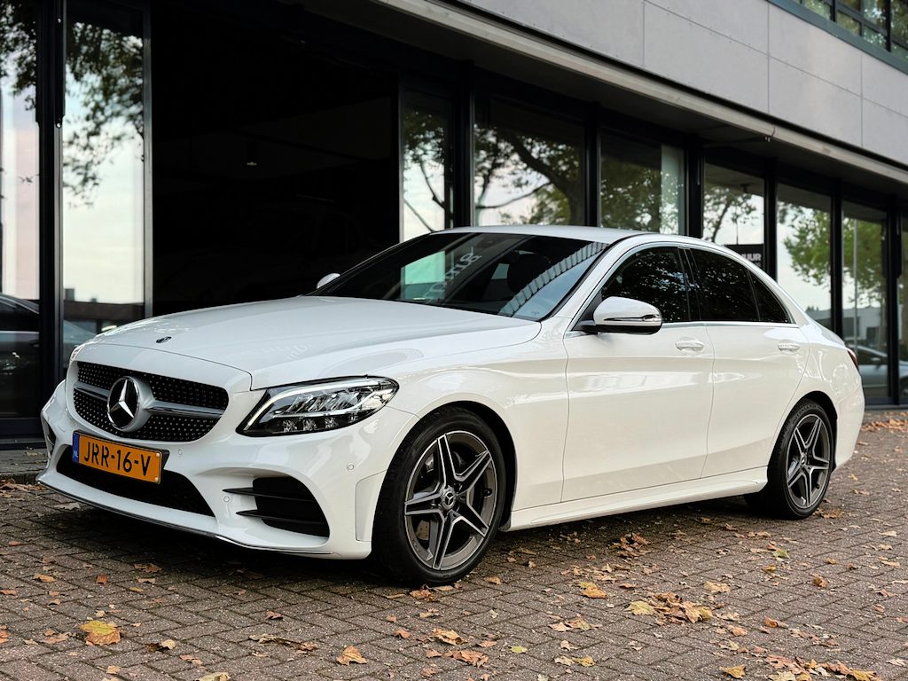 Mercedes-Benz C-klasse 200 Business Solution AMG|CarPlay|Nav|Camera|Vol|Dealer Onderhouden