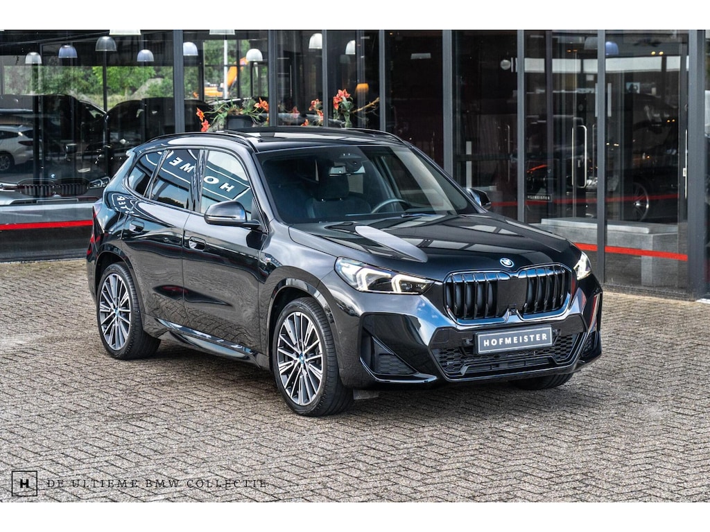 BMW X1 xDrive25e M-Sport | Pano | Head-up | 20 inch