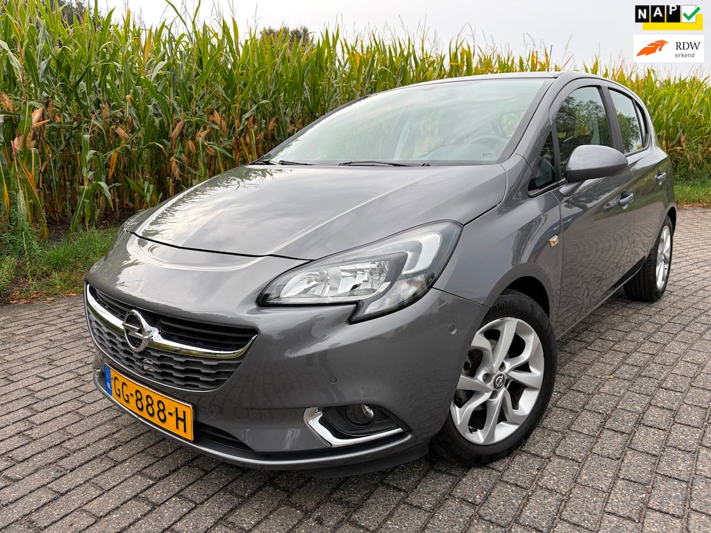 Opel Corsa 1.4 automaat org. nl auto met zeer lage km stand - color edition -