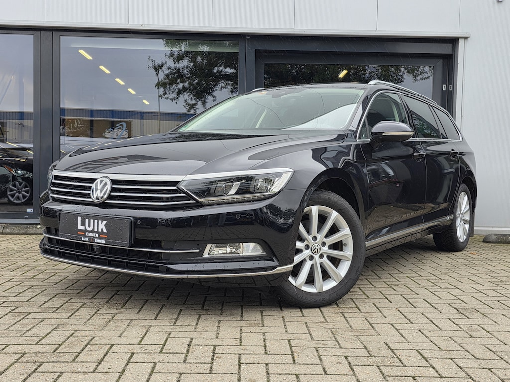 Volkswagen Passat Variant 1.8 TSI Highline + 360 CAMERA + ALCANTARA + MASSAGE + ADAPT CRUISE