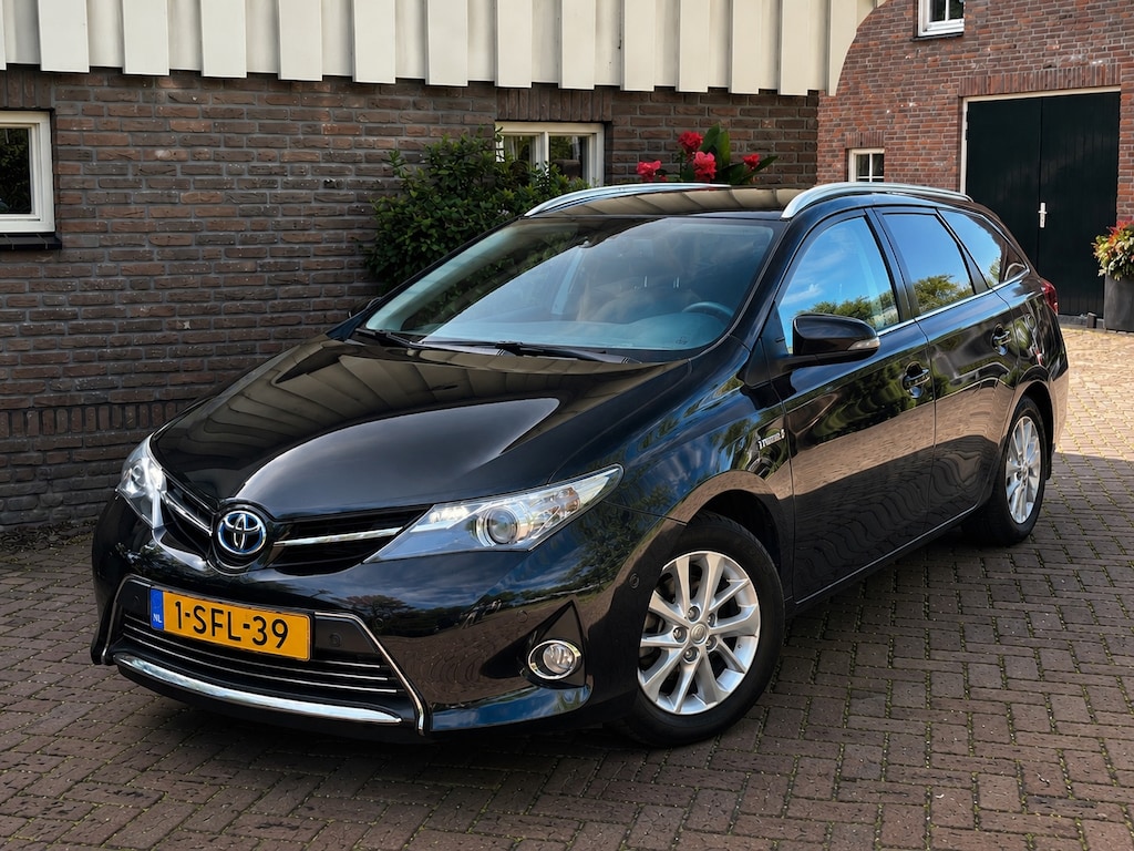 Toyota Auris Touring Sports 1.8 Hybrid Executive | NAP | JBL | Navi | Camera | Trekhaak
