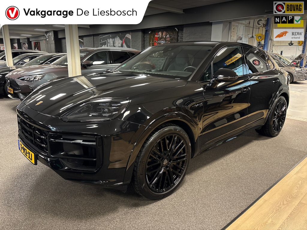 Porsche Cayenne Coupé 3.0 E-Hybrid/sport chrono/sport design/pano/leer/4 jaar garantie/passenger display