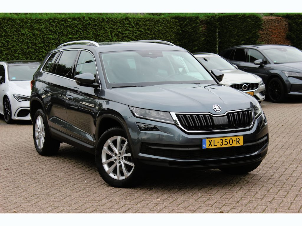 Skoda Kodiaq 1.5 TSI 4x4 Scout Business / 360Camera / Leder / Keyless / CarPlay / 18'' / Canton Audio / Stoelverwarming / Dodehoek / DAB / Cruise Control Adaptief